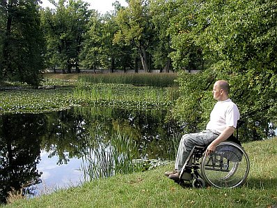 Relaxing at the Lake in the Castle Gardens in Český Krumlov, foto: Lubor Mrázek 